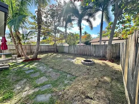 634 Oak Street Boynton Beach FL 33435