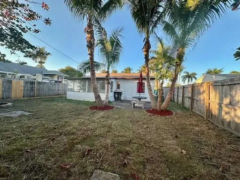 634 Oak Street Boynton Beach FL 33435