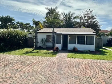 634 Oak Street Boynton Beach FL 33435