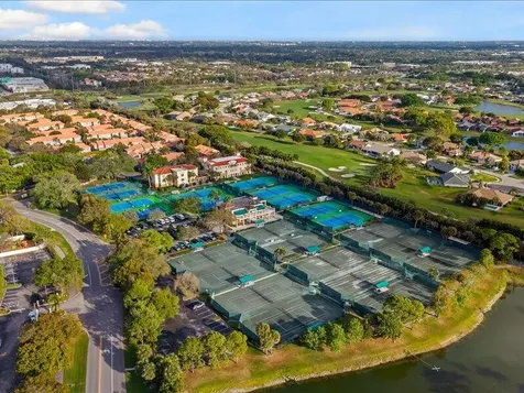 20970 Via Alamanda 2 Boca Raton FL 33428