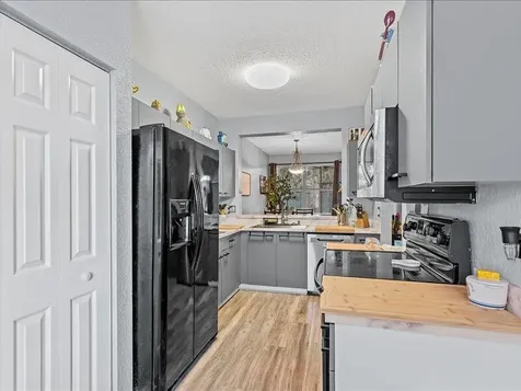 20970 Via Alamanda 2 Boca Raton FL 33428