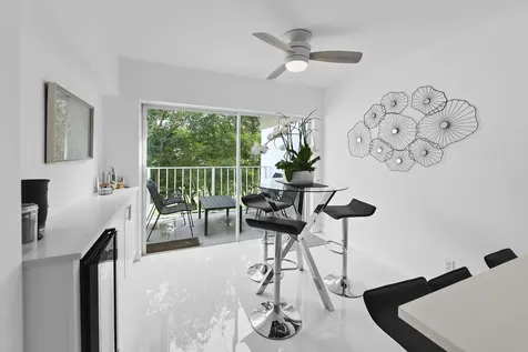 7369 Orangewood Lane Boca Raton FL 33433