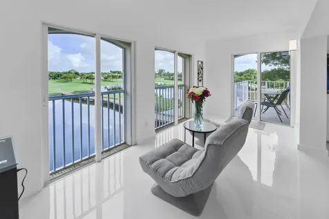 7369 Orangewood Lane Boca Raton FL 33433
