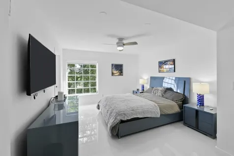 7369 Orangewood Lane Boca Raton FL 33433