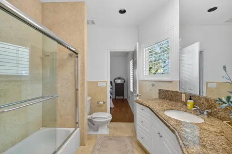 1020 Se 11th Street Fort Lauderdale FL 33316