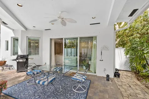 1020 Se 11th Street Fort Lauderdale FL 33316