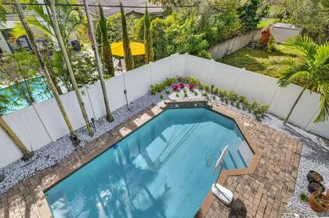 1020 Se 11th Street Fort Lauderdale FL 33316