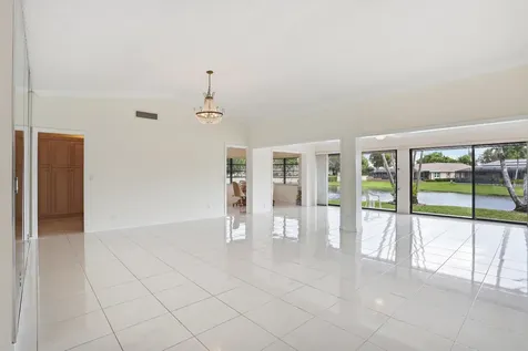 10426 Vereda Circle Boynton Beach FL 33436
