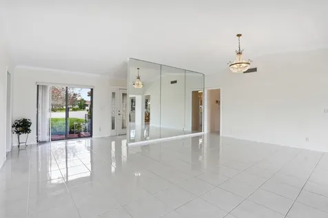 10426 Vereda Circle Boynton Beach FL 33436