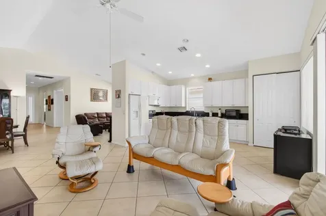 2707 Clipper Circle West Palm Beach FL 33411