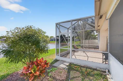 2707 Clipper Circle West Palm Beach FL 33411