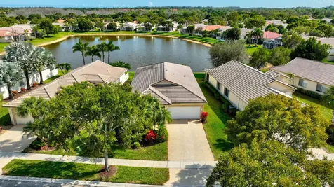 2707 Clipper Circle West Palm Beach FL 33411