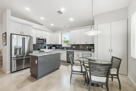 2737 Clipper Circle West Palm Beach FL 33411