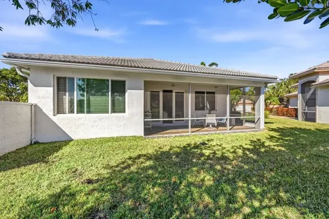 2737 Clipper Circle West Palm Beach FL 33411