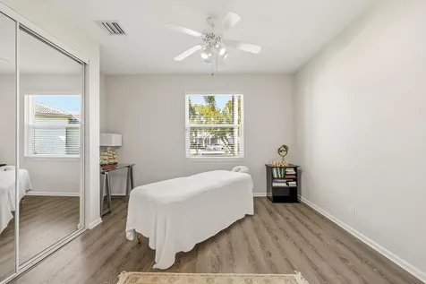 2737 Clipper Circle West Palm Beach FL 33411
