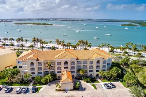 36 Harbour Isle Drive Fort Pierce FL 34949