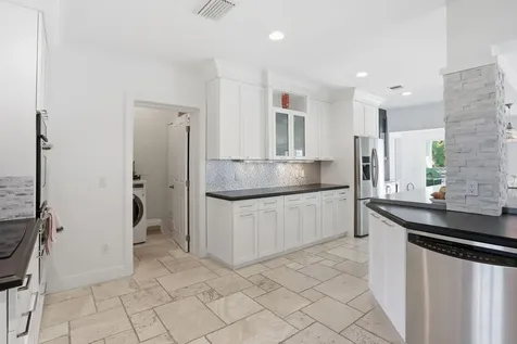 309 NE 8th Avenue Delray Beach FL 33483