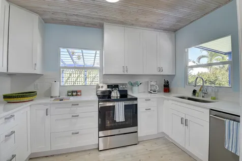 212 SW 1st Avenue Delray Beach FL 33444