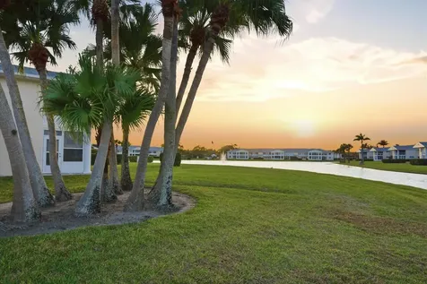 428 Grove Isle Circle Vero Beach FL 32962