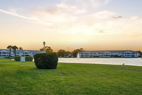 428 Grove Isle Circle Vero Beach FL 32962