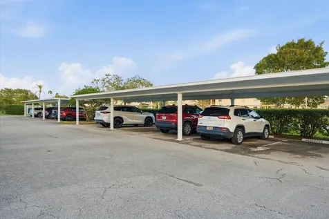 428 Grove Isle Circle Vero Beach FL 32962