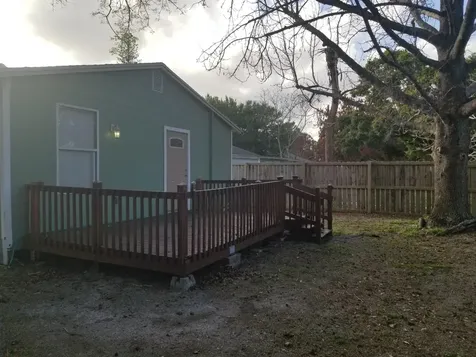 1224 Raymond Avenue Fort Pierce FL 34950