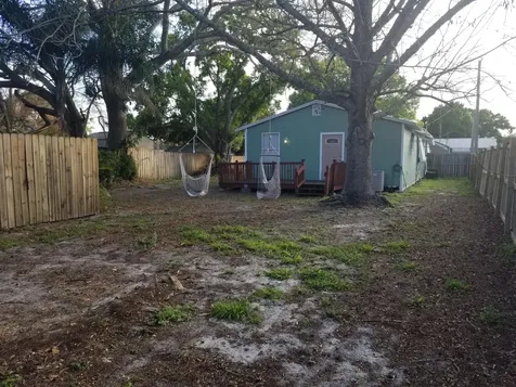 1224 Raymond Avenue Fort Pierce FL 34950