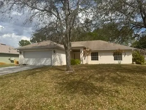 2951 Sw Lucerne Street Port Saint Lucie FL 34953