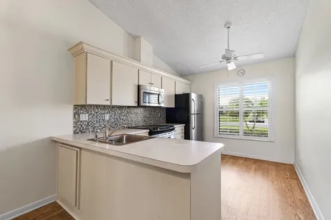 7711 SE Sugar Sand Circle Hobe Sound FL 33455