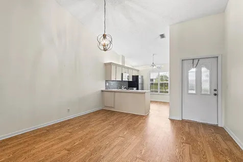 7711 SE Sugar Sand Circle Hobe Sound FL 33455