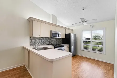 7711 SE Sugar Sand Circle Hobe Sound FL 33455