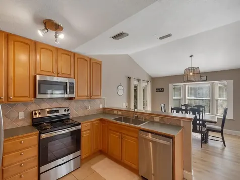 3446 1st Street Vero Beach FL 32968