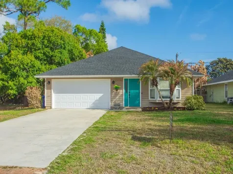 3446 1st Street Vero Beach FL 32968