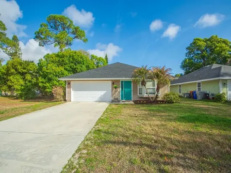 3446 1st Street Vero Beach FL 32968