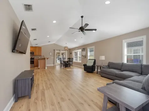 3446 1st Street Vero Beach FL 32968