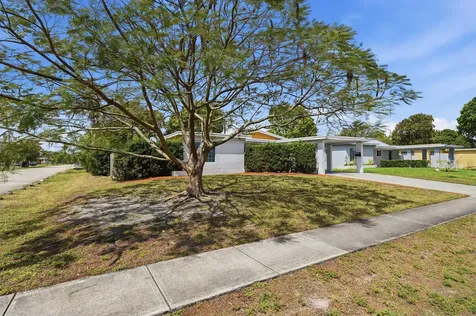 241 Sw 29th Avenue Fort Lauderdale FL 33312