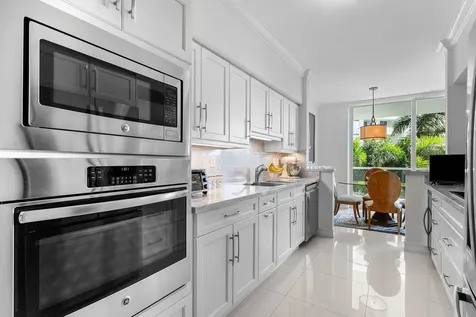 500 SE Mizner Boulevard Boca Raton FL 33432
