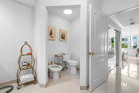 500 SE Mizner Boulevard Boca Raton FL 33432
