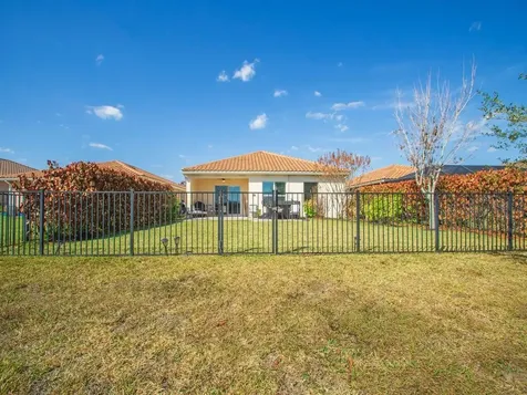 1804 Berkshire Circle Vero Beach FL 32968