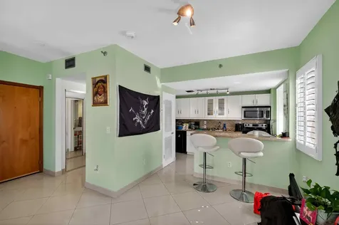 802 Euclid Avenue Miami Beach FL 33139