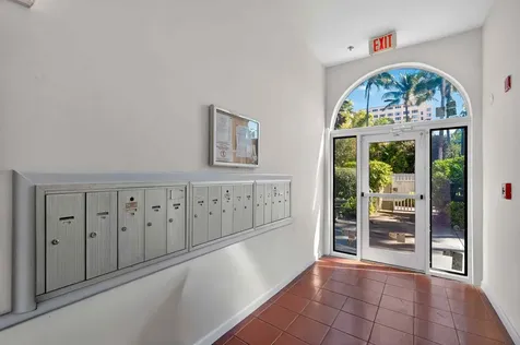 802 Euclid Avenue Miami Beach FL 33139