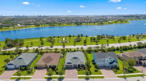 19404 Broad Shore Walk Loxahatchee FL 33470