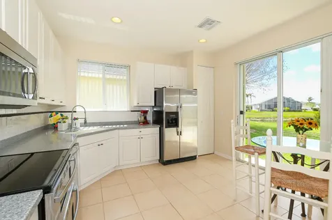 350 Sw Lake Forest Way Port Saint Lucie FL 34986