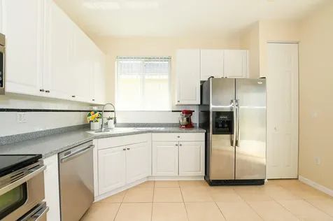 350 Sw Lake Forest Way Port Saint Lucie FL 34986