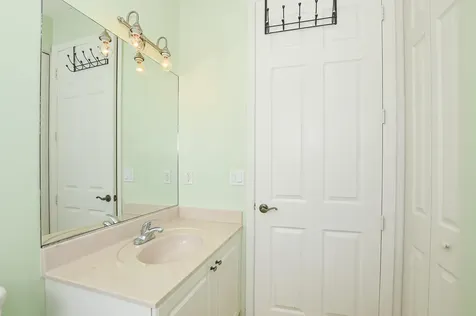 350 Sw Lake Forest Way Port Saint Lucie FL 34986