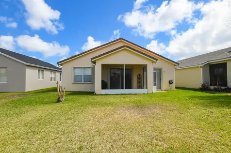 350 Sw Lake Forest Way Port Saint Lucie FL 34986