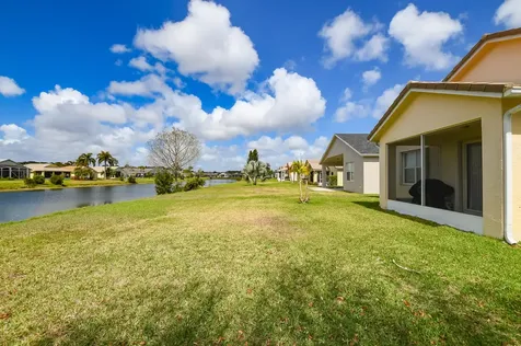 350 Sw Lake Forest Way Port Saint Lucie FL 34986