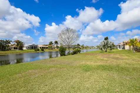 350 Sw Lake Forest Way Port Saint Lucie FL 34986