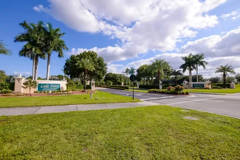 350 Sw Lake Forest Way Port Saint Lucie FL 34986