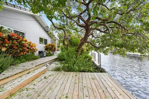 784 Dover Street Boca Raton FL 33487